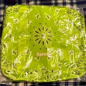 Supreme Duffle Bag (s)